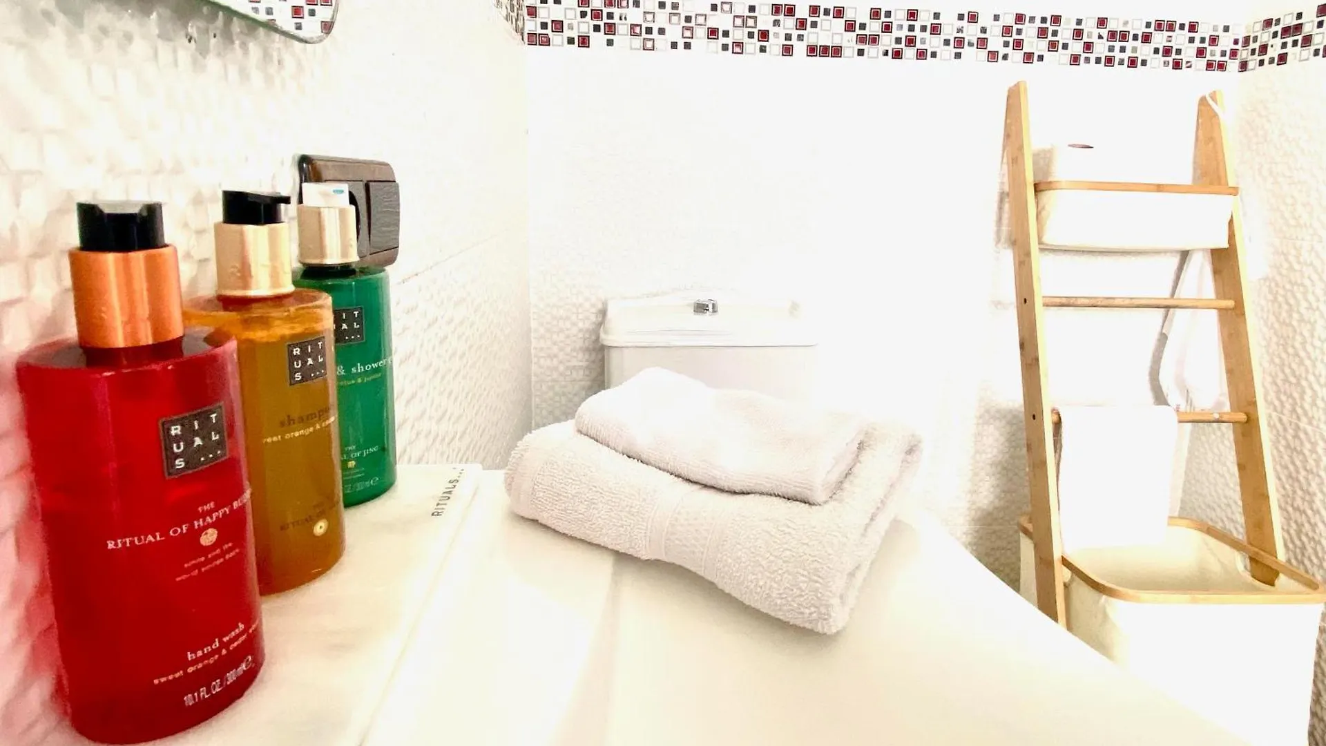 Zenit Olhao Bed & Breakfast